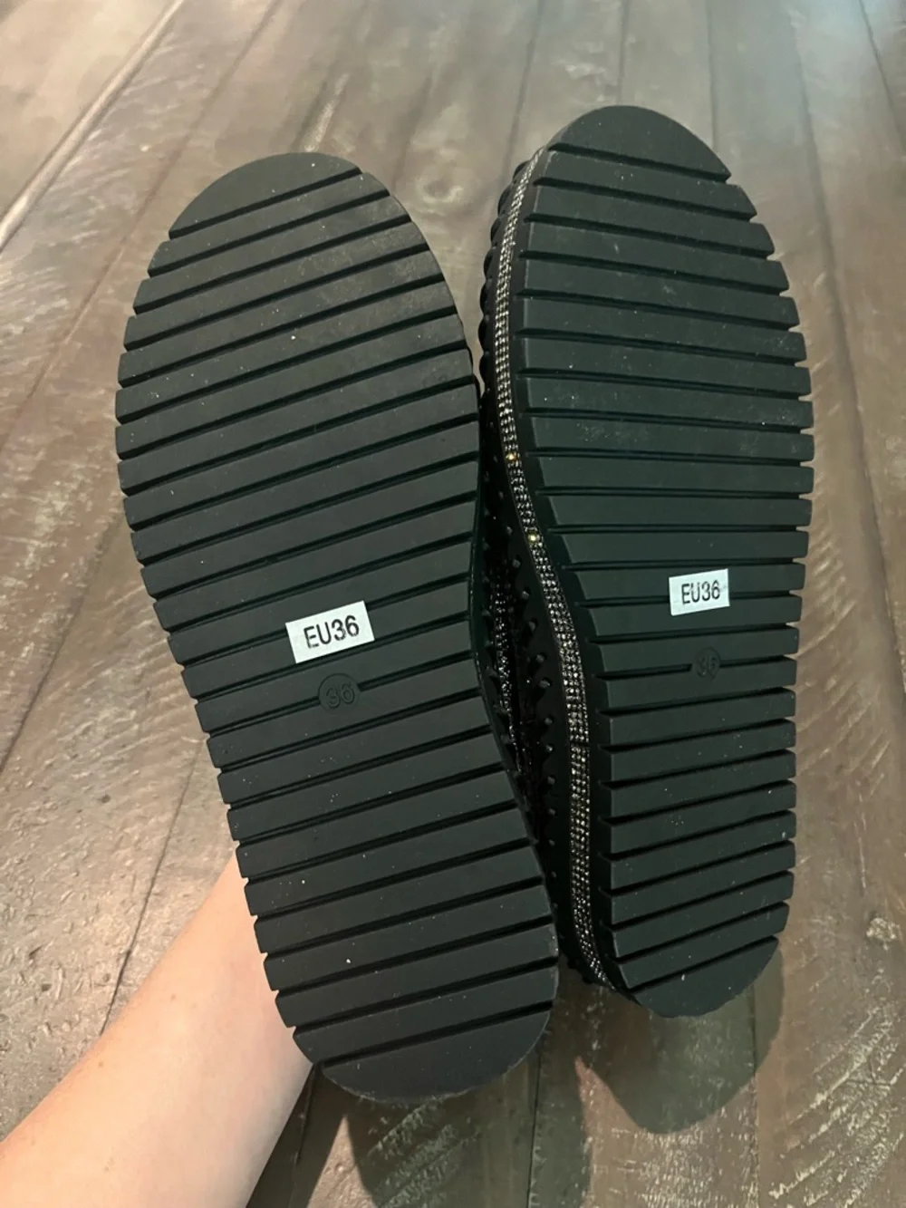 NEW Rhinestone Flats - Picture 5 of 6